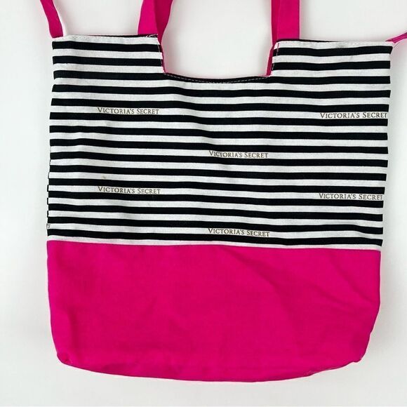 Victoria Secret Messenger Bag Pink - Picture 3 of 10